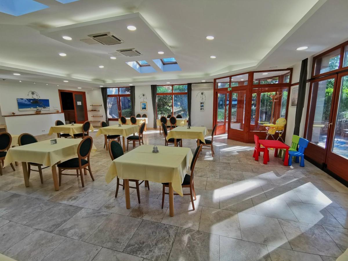 Imola Garden Vendeghaz Hotel Balatonfured Luaran gambar