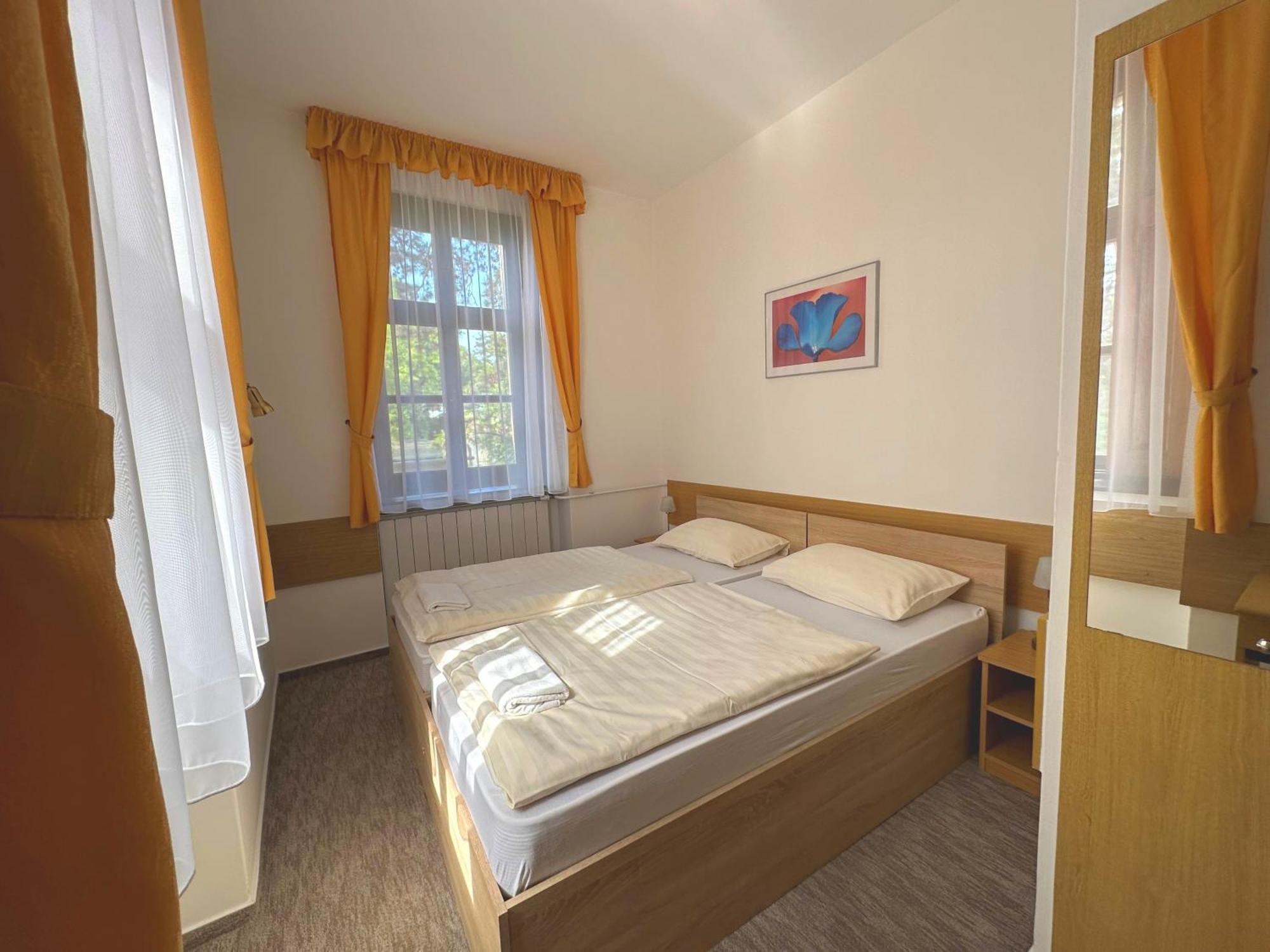 Imola Garden Vendeghaz Hotel Balatonfured Luaran gambar